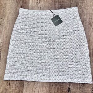 St. John Textured tweed Cream Pencil Skirt NWT pull on stretchy fabric